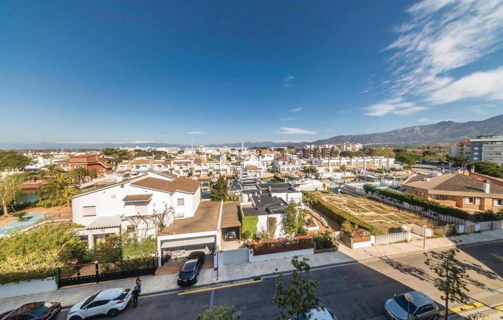 Ferienwohnung Apartamento En Roses Con Vistas Al Canal Y Piscina Exterior foto