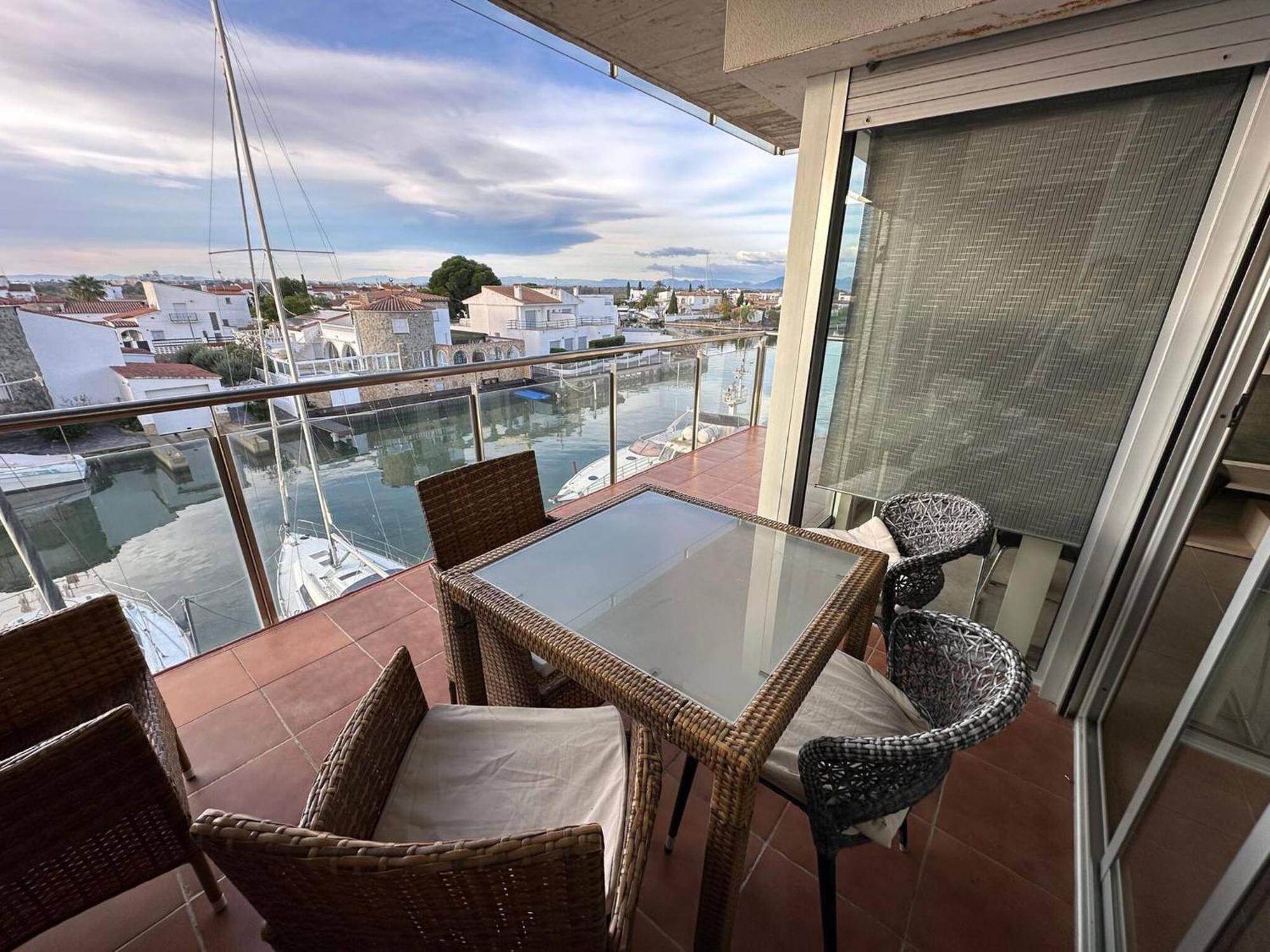 Ferienwohnung Apartamento En Roses Con Vistas Al Canal Y Piscina Exterior foto